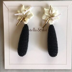 NWT Stella & Dot Sefina Drop Earrings